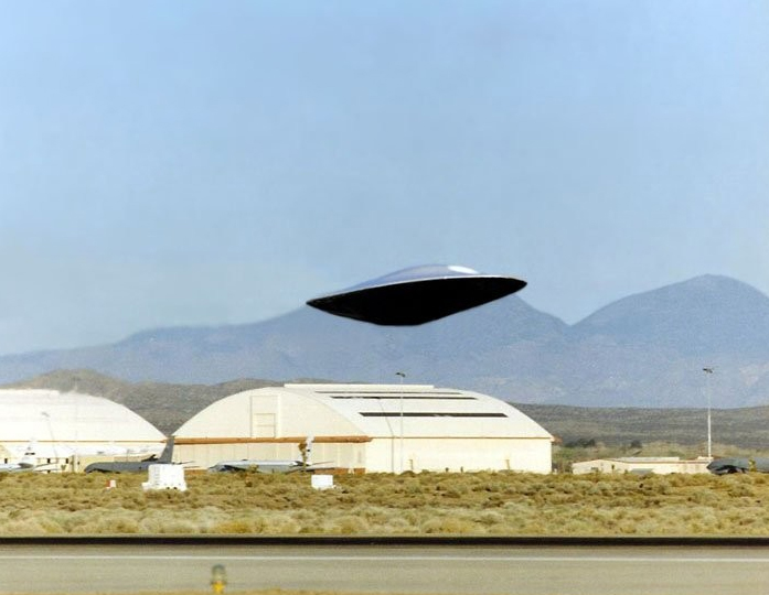 http://www.jerrypippin.com/UFO_A51triangle.jpg